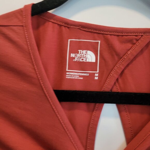 2 yoga ready tops - Picture 4 of 8